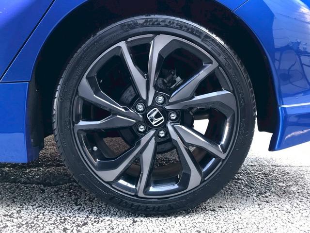 シビック ハッチバック　６速ＭＴ　ＨＫＳマフラー　ＢＬＩＴＺエアインテークパイプ　エアロ　Ｇａｔｈｅｒｓナビ　Ａｐｐｌｅｃａｒｐｌａｙ　Ｂｌｕｅｔｏｏｔｈ　ＴＶ　純正１８ＡＷ　前後ドラレコ　レーダークルーズ　衝突軽減　ＥＴＣ（66枚目）