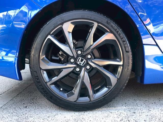 シビック ハッチバック　６速ＭＴ　ＨＫＳマフラー　ＢＬＩＴＺエアインテークパイプ　エアロ　Ｇａｔｈｅｒｓナビ　Ａｐｐｌｅｃａｒｐｌａｙ　Ｂｌｕｅｔｏｏｔｈ　ＴＶ　純正１８ＡＷ　前後ドラレコ　レーダークルーズ　衝突軽減　ＥＴＣ（68枚目）