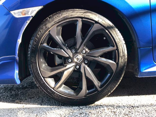 シビック ハッチバック　６速ＭＴ　ＨＫＳマフラー　ＢＬＩＴＺエアインテークパイプ　エアロ　Ｇａｔｈｅｒｓナビ　Ａｐｐｌｅｃａｒｐｌａｙ　Ｂｌｕｅｔｏｏｔｈ　ＴＶ　純正１８ＡＷ　前後ドラレコ　レーダークルーズ　衝突軽減　ＥＴＣ（69枚目）
