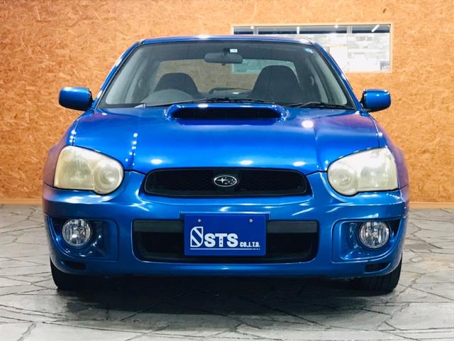 ＷＲＸ　５速マニュアル　リアウイング　フォグランプ　オーディオ　純正１７インチＡＷ　スポーツサスペンション　ＭＯＭＯステアリング　革巻きシフトノブ　バケットシート　リモコンキー(7枚目)