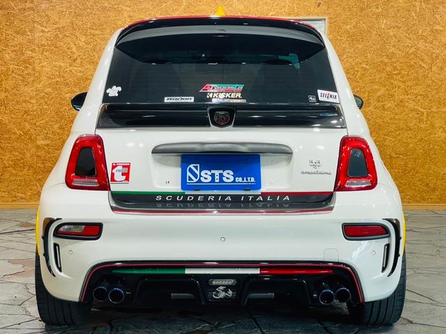 アバルト595スコルピオーㇿボンネット アバルト595スコルピオーㇿ