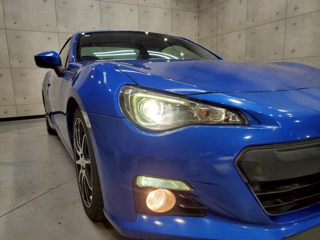 ＢＲＺ Ｓ　６速ＭＴ　社外１７インチアルミ　ＢＲＩＤＥフルバケットシート　シートヒーター　社外ナビ　フルセグＴＶ　Ｂｌｕｅｔｏｏｔｈ接続　バックカメラ　ＨＩＤヘッドライト　フォグ　スマートキー　スペアキー　ＥＴＣ（10枚目）