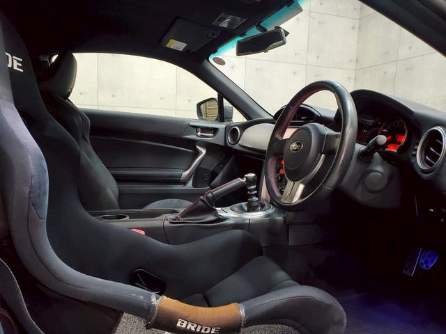 ＢＲＺ Ｓ　６速ＭＴ　社外１７インチアルミ　ＢＲＩＤＥフルバケットシート　シートヒーター　社外ナビ　フルセグＴＶ　Ｂｌｕｅｔｏｏｔｈ接続　バックカメラ　ＨＩＤヘッドライト　フォグ　スマートキー　スペアキー　ＥＴＣ（50枚目）