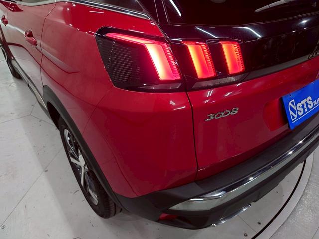 ３００８ ＧＴ　ブルーＨＤｉ　パノラミックスライディングルーフ　純正Ｄオーディオ　ＢＴ接続　全方位カメラ　レザーシート　パワーシート　シートヒーター　パワーテールゲート　ＬＥＤヘッドライト　純正１８ＡＷ　クルコン　ドラレコ　ＥＴＣ（17枚目）