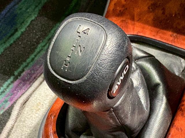 TOYOTA HILUX SURF SSR-X