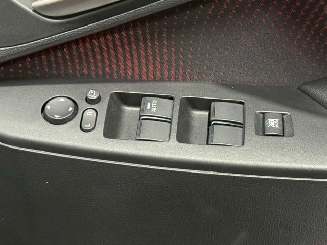 MAZDA MAZDA SPEED AXELA BASE GRADE