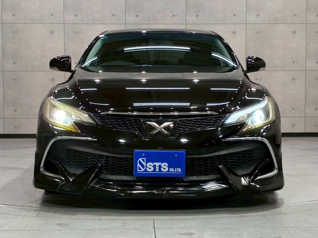 マークＸ ２５０Ｇ　リラックスセレクション　ユーザー様直接仕入れ車　後期バンパー　社外２０インチＡＷ・エアロ・テールランプ　ディスプレイオーディオ　レザー調シートカバー　パワーシート　デジタルインナーミラー　ステアスイッチ　スマートキー　ＥＴＣ（8枚目）