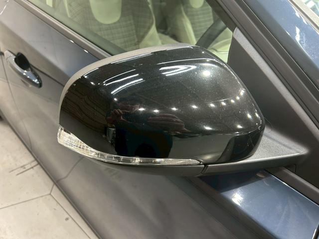 Ｖ４０ クロスカントリー　Ｔ５　ＡＷＤ　タックエディション　純正ナビ　Ｂｌｕｅｔｏｏｔｈ　リアカメラ　ＬＥＤヘッドライト　純正１８インチＡＷ　メモリ付パワーシート　シートヒーター　ステアスイッチ　レーダークルーズ　障害物センサー　ドラレコ　スマートキー　ＥＴＣ（21枚目）