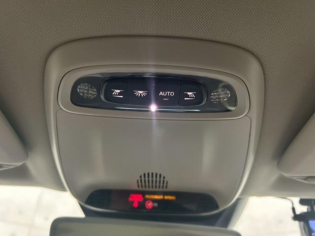 Ｖ４０ クロスカントリー　Ｔ５　ＡＷＤ　タックエディション　純正ナビ　Ｂｌｕｅｔｏｏｔｈ　リアカメラ　ＬＥＤヘッドライト　純正１８インチＡＷ　メモリ付パワーシート　シートヒーター　ステアスイッチ　レーダークルーズ　障害物センサー　ドラレコ　スマートキー　ＥＴＣ（34枚目）