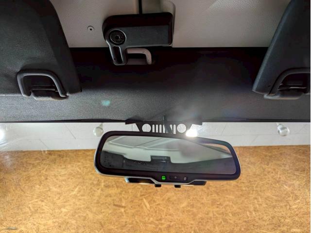 ジープ・ラングラーアンリミテッド スポーツ 社外ナビ フルセグTV Bluetooth バックカメラ 17インチAW・A/Tタイヤ サイドステップ 背面タイヤ フォグランプ ステアスイッチ オートクルーズ リモコンキー スペアキー ETC車載器(33枚目)