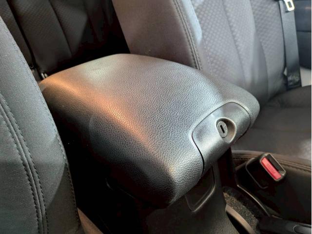 ジープ・ラングラーアンリミテッド スポーツ 社外ナビ フルセグTV Bluetooth バックカメラ 17インチAW・A/Tタイヤ サイドステップ 背面タイヤ フォグランプ ステアスイッチ オートクルーズ リモコンキー スペアキー ETC車載器(43枚目)