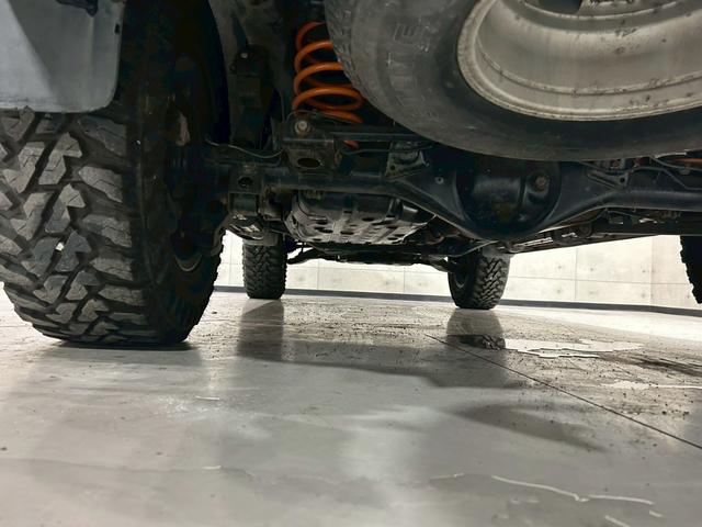TOYOTA HILUX SURF SSR-X LIMITED