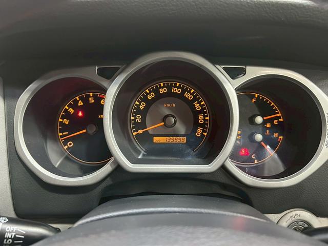 TOYOTA HILUX SURF SSR-X LIMITED