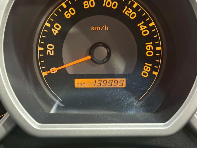 TOYOTA HILUX SURF SSR-X LIMITED