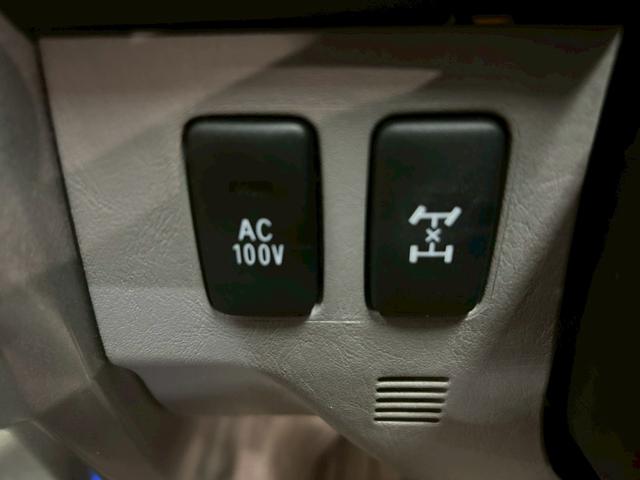 TOYOTA HILUX SURF SSR-X LIMITED