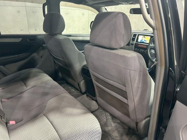 TOYOTA HILUX SURF SSR-X LIMITED
