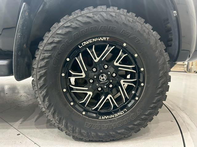 TOYOTA HILUX SURF SSR-X LIMITED