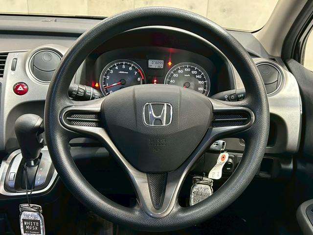 ストリーム Ｘ　スタイリッシュパッケージ　弊社ユーザー様ワンオーナー車両　Ｇａｔｈｅｒｓ純正ＨＤＤナビ　バックモニター　純正１５インチアルミ　オートライト　電動格納ミラー　パワーウィンドウ　オートエアコン　リモコンキー　予備キー　ＥＴＣ車載器（29枚目）