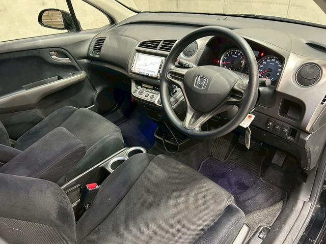 ストリーム Ｘ　スタイリッシュパッケージ　弊社ユーザー様ワンオーナー車両　Ｇａｔｈｅｒｓ純正ＨＤＤナビ　バックモニター　純正１５インチアルミ　オートライト　電動格納ミラー　パワーウィンドウ　オートエアコン　リモコンキー　予備キー　ＥＴＣ車載器（42枚目）