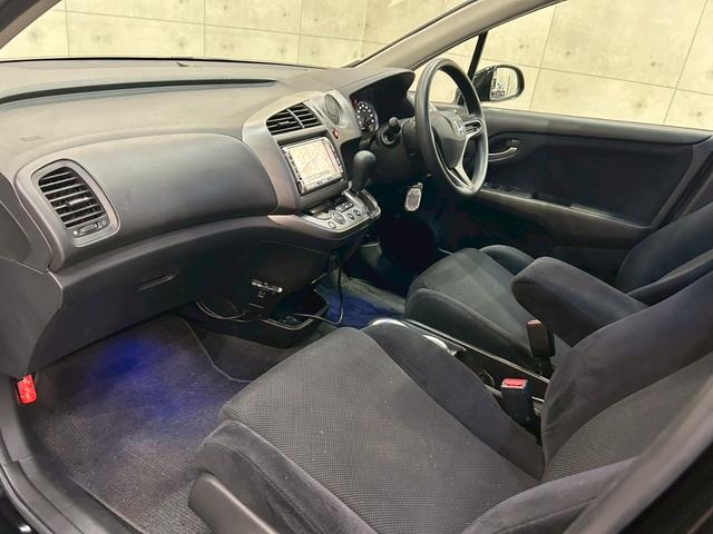 ストリーム Ｘ　スタイリッシュパッケージ　弊社ユーザー様ワンオーナー車両　Ｇａｔｈｅｒｓ純正ＨＤＤナビ　バックモニター　純正１５インチアルミ　オートライト　電動格納ミラー　パワーウィンドウ　オートエアコン　リモコンキー　予備キー　ＥＴＣ車載器（45枚目）