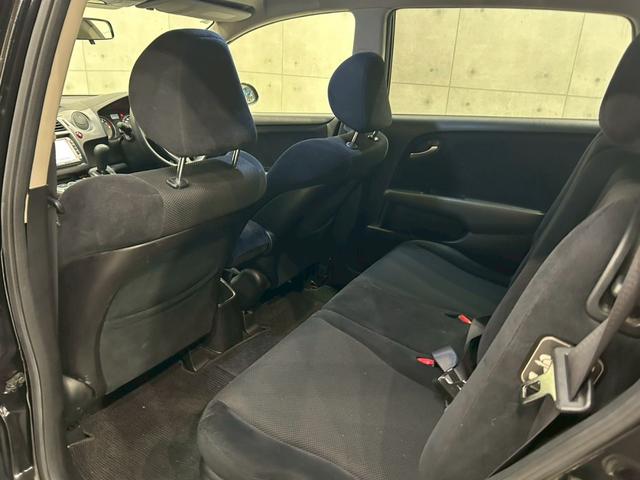 ストリーム Ｘ　スタイリッシュパッケージ　弊社ユーザー様ワンオーナー車両　Ｇａｔｈｅｒｓ純正ＨＤＤナビ　バックモニター　純正１５インチアルミ　オートライト　電動格納ミラー　パワーウィンドウ　オートエアコン　リモコンキー　予備キー　ＥＴＣ車載器（51枚目）