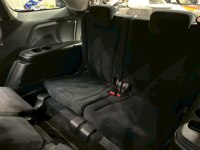 ストリーム Ｘ　スタイリッシュパッケージ　弊社ユーザー様ワンオーナー車両　Ｇａｔｈｅｒｓ純正ＨＤＤナビ　バックモニター　純正１５インチアルミ　オートライト　電動格納ミラー　パワーウィンドウ　オートエアコン　リモコンキー　予備キー　ＥＴＣ車載器（55枚目）