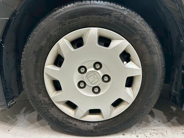 ストリーム Ｘ　スタイリッシュパッケージ　弊社ユーザー様ワンオーナー車両　Ｇａｔｈｅｒｓ純正ＨＤＤナビ　バックモニター　純正１５インチアルミ　オートライト　電動格納ミラー　パワーウィンドウ　オートエアコン　リモコンキー　予備キー　ＥＴＣ車載器（62枚目）