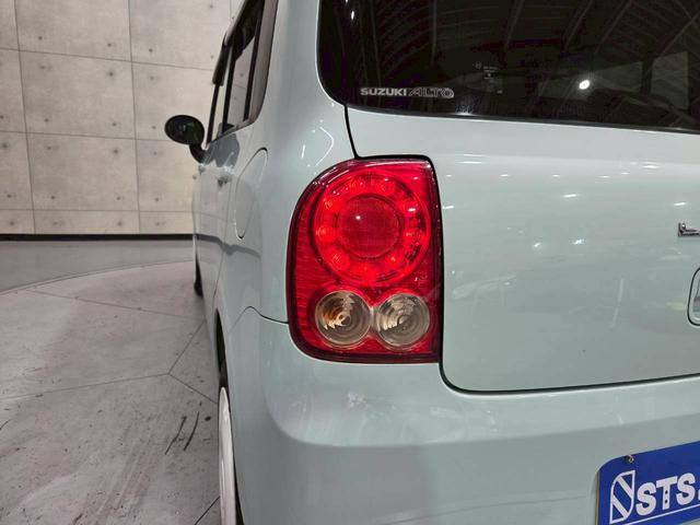 アルトラパン Ｇ　ユーザー様直接仕入れ車両　ホワイトルーフ　社外ナビ　デジタルＴＶ　純正ホイールキャップ　サイドバイザー　マニュアルエアコン　プッシュスタート　スマートキー　スペアキー　ＥＴＣ車載器　走行３．４万キロ台（17枚目）