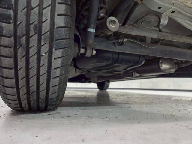 アルトラパン Ｇ　ユーザー様直接仕入れ車両　ホワイトルーフ　社外ナビ　デジタルＴＶ　純正ホイールキャップ　サイドバイザー　マニュアルエアコン　プッシュスタート　スマートキー　スペアキー　ＥＴＣ車載器　走行３．４万キロ台（24枚目）