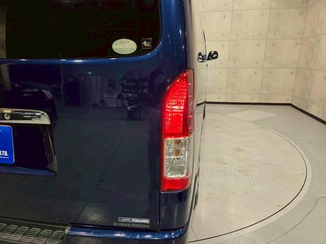 レジアスエースバン スーパーロングＤＸ　ＧＬパック　ユーザー様直接仕入　社外ナビ　フルセグＴＶ　Ｂｌｕｅｔｏｏｔｈ　ミラー型バックモニター・自動防眩機能　ＬＥＤヘッドライト　フォグ　シートカバー　リアヒーター　電格ドアミラー　リモコンキー　ＥＴＣ車載器（18枚目）