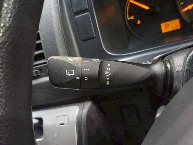 レジアスエースバン スーパーロングＤＸ　ＧＬパック　ユーザー様直接仕入　社外ナビ　フルセグＴＶ　Ｂｌｕｅｔｏｏｔｈ　ミラー型バックモニター・自動防眩機能　ＬＥＤヘッドライト　フォグ　シートカバー　リアヒーター　電格ドアミラー　リモコンキー　ＥＴＣ車載器（31枚目）