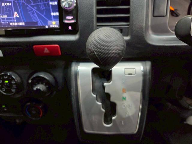 レジアスエースバン スーパーロングＤＸ　ＧＬパック　ユーザー様直接仕入　社外ナビ　フルセグＴＶ　Ｂｌｕｅｔｏｏｔｈ　ミラー型バックモニター・自動防眩機能　ＬＥＤヘッドライト　フォグ　シートカバー　リアヒーター　電格ドアミラー　リモコンキー　ＥＴＣ車載器（39枚目）