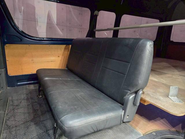 レジアスエースバン スーパーロングＤＸ　ＧＬパック　ユーザー様直接仕入　社外ナビ　フルセグＴＶ　Ｂｌｕｅｔｏｏｔｈ　ミラー型バックモニター・自動防眩機能　ＬＥＤヘッドライト　フォグ　シートカバー　リアヒーター　電格ドアミラー　リモコンキー　ＥＴＣ車載器（57枚目）