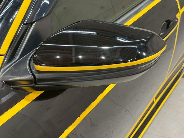 シビック ハッチバック ホンダセンシング イエローエッヂライン HKSマフラー 社外テールランプ 純正ナビ フルセグTV バックカメラ アームレストカーボン調 シートカバー シートヒーター ステアスイッチ レーダー探知機 スマートキー ETC(26枚目)