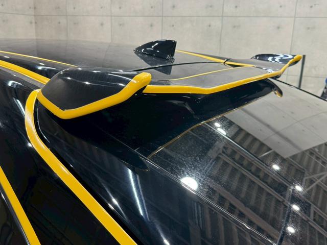 シビック ハッチバック ホンダセンシング イエローエッヂライン HKSマフラー 社外テールランプ 純正ナビ フルセグTV バックカメラ アームレストカーボン調 シートカバー シートヒーター ステアスイッチ レーダー探知機 スマートキー ETC(27枚目)