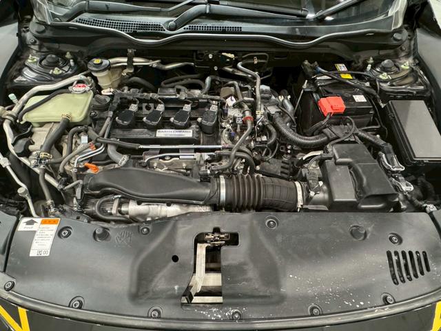 シビック ハッチバック ホンダセンシング イエローエッヂライン HKSマフラー 社外テールランプ 純正ナビ フルセグTV バックカメラ アームレストカーボン調 シートカバー シートヒーター ステアスイッチ レーダー探知機 スマートキー ETC(65枚目)