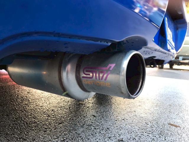インプレッサ WRX 2004 Vリミテッド STIフロントスポイラー・マフラー 大型リアスポイラー ボンネットダクト 社外HDDナビ HIDヘッドライト 17インチアルミ ステアスイッチ 4WD・ターボ M/Tモード リモコンキー ETC車載器(21枚目)