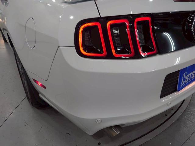 FORD MUSTANG V6 COUPE PREMIUM