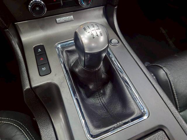 FORD MUSTANG V6 COUPE PREMIUM