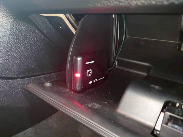 FORD MUSTANG V6 COUPE PREMIUM