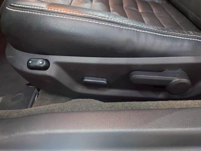 FORD MUSTANG V6 COUPE PREMIUM