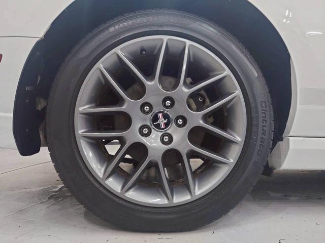 FORD MUSTANG V6 COUPE PREMIUM