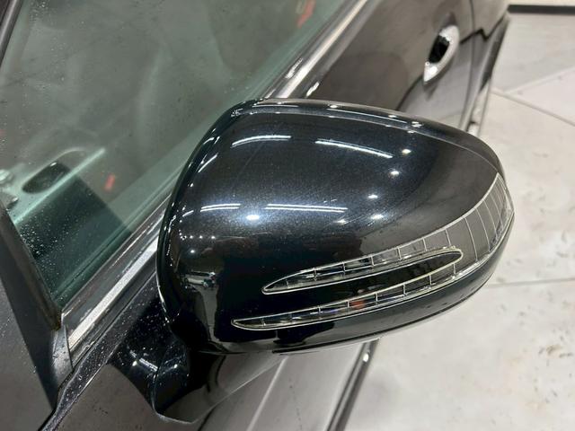 ＳＬＫ ＳＬＫ２００　純正ナビ　フルセグＴＶ　ＨＩＤヘッドライト　リアフォグ　純正１８インチＡＷ　黒革シート　メモリ付パワーシート　シートヒーター　ステアスイッチ　オートクルーズ　ソナー　レーダー探知機　スペアキー　ＥＴＣ（23枚目）