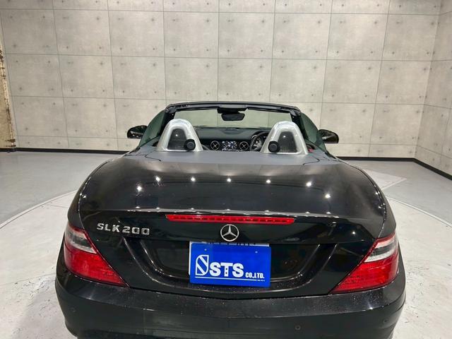 ＳＬＫ ＳＬＫ２００　純正ナビ　フルセグＴＶ　ＨＩＤヘッドライト　リアフォグ　純正１８インチＡＷ　黒革シート　メモリ付パワーシート　シートヒーター　ステアスイッチ　オートクルーズ　ソナー　レーダー探知機　スペアキー　ＥＴＣ（28枚目）