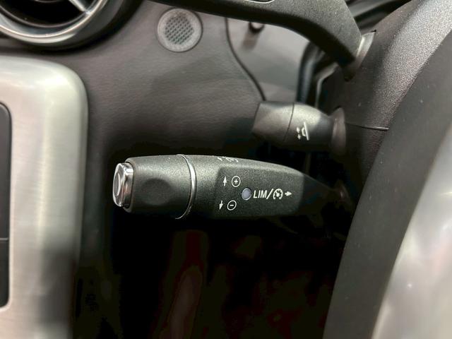 ＳＬＫ ＳＬＫ２００　純正ナビ　フルセグＴＶ　ＨＩＤヘッドライト　リアフォグ　純正１８インチＡＷ　黒革シート　メモリ付パワーシート　シートヒーター　ステアスイッチ　オートクルーズ　ソナー　レーダー探知機　スペアキー　ＥＴＣ（38枚目）