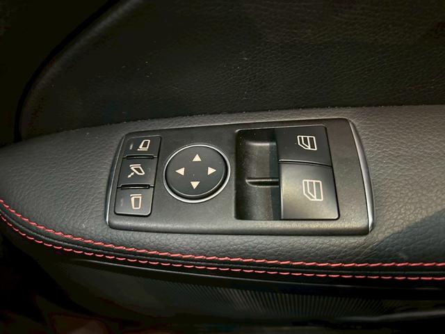 ＳＬＫ ＳＬＫ２００　純正ナビ　フルセグＴＶ　ＨＩＤヘッドライト　リアフォグ　純正１８インチＡＷ　黒革シート　メモリ付パワーシート　シートヒーター　ステアスイッチ　オートクルーズ　ソナー　レーダー探知機　スペアキー　ＥＴＣ（40枚目）