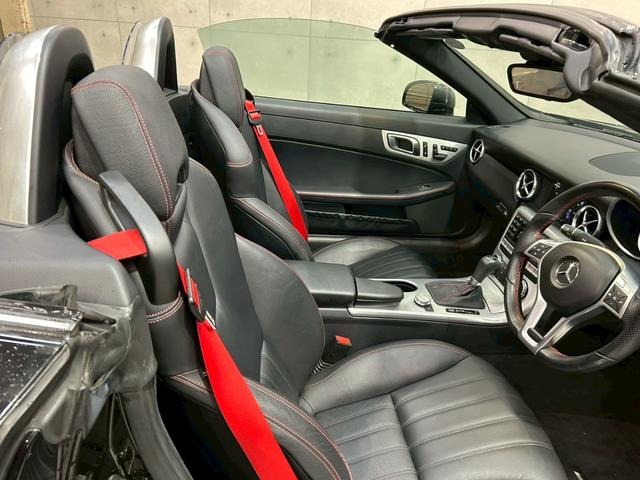 ＳＬＫ ＳＬＫ２００　純正ナビ　フルセグＴＶ　ＨＩＤヘッドライト　リアフォグ　純正１８インチＡＷ　黒革シート　メモリ付パワーシート　シートヒーター　ステアスイッチ　オートクルーズ　ソナー　レーダー探知機　スペアキー　ＥＴＣ（50枚目）