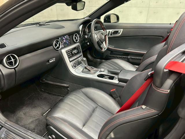 ＳＬＫ ＳＬＫ２００　純正ナビ　フルセグＴＶ　ＨＩＤヘッドライト　リアフォグ　純正１８インチＡＷ　黒革シート　メモリ付パワーシート　シートヒーター　ステアスイッチ　オートクルーズ　ソナー　レーダー探知機　スペアキー　ＥＴＣ（52枚目）