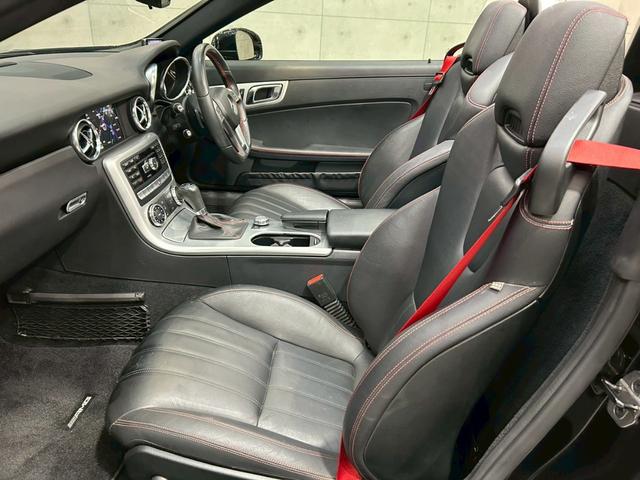 ＳＬＫ ＳＬＫ２００　純正ナビ　フルセグＴＶ　ＨＩＤヘッドライト　リアフォグ　純正１８インチＡＷ　黒革シート　メモリ付パワーシート　シートヒーター　ステアスイッチ　オートクルーズ　ソナー　レーダー探知機　スペアキー　ＥＴＣ（53枚目）