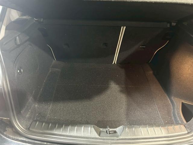 1シリーズ 116i スタイル ユーザー様直接仕入れ ワンオーナー 純正ナビ Bluetooth バックモニター HIDヘッドライト フォグ 純正16AW ハーフレザーシート 分割式リアシート リアワイパー リモコンキー 予備キー(57枚目)